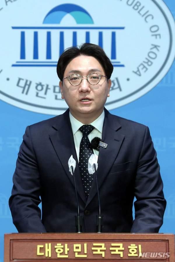 b2f589748abe942e1136ff44cfab465d_1741092762_2727.jpg b2f589748abe942e1136ff44cfab465d_1741092762_2727.jpg